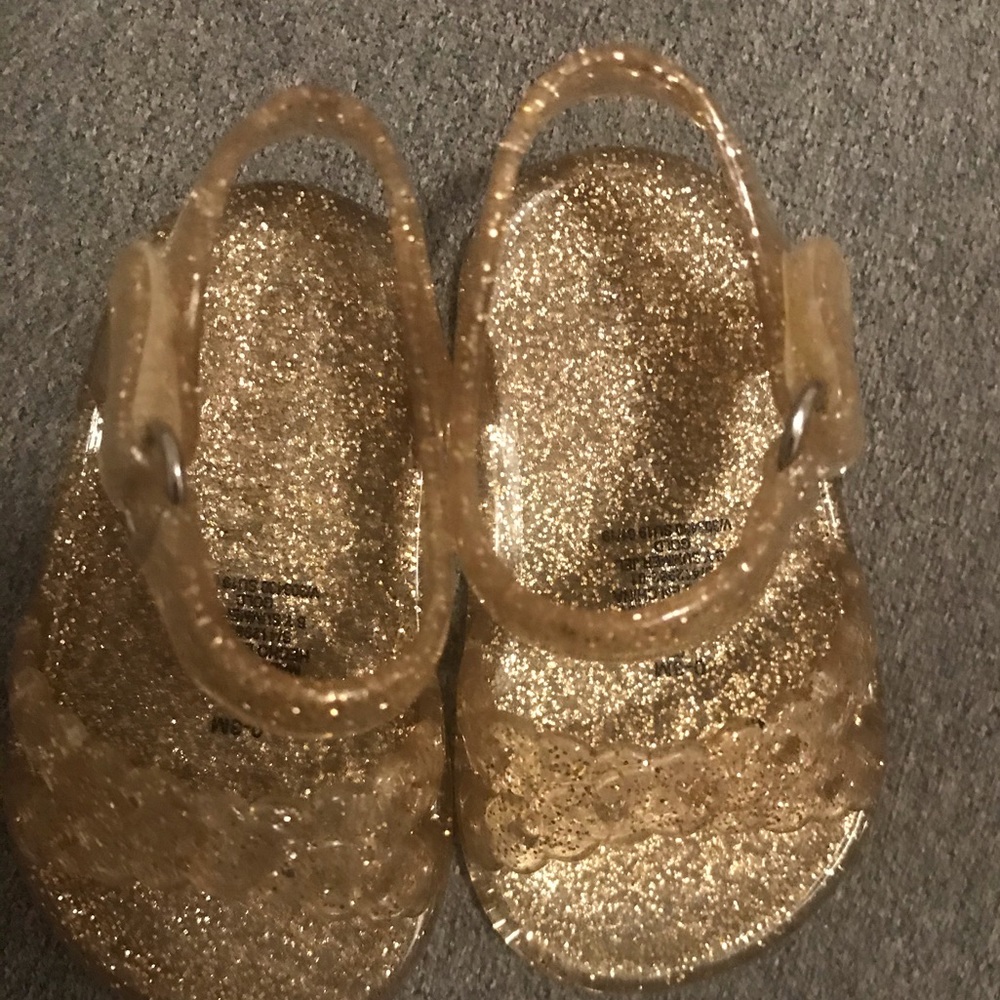 Baby flip flops from old navy